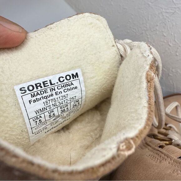 SOREL Phoenix Short Lace Lux Boots, Size 7.5 - Picture 6 of 7